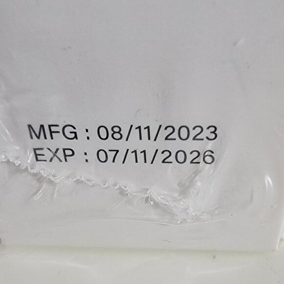 ❤️Fortifying Oil Facial Moisturizing Wrinkle Removing Essential Oil NIB❤️ - Picture 7 of 9